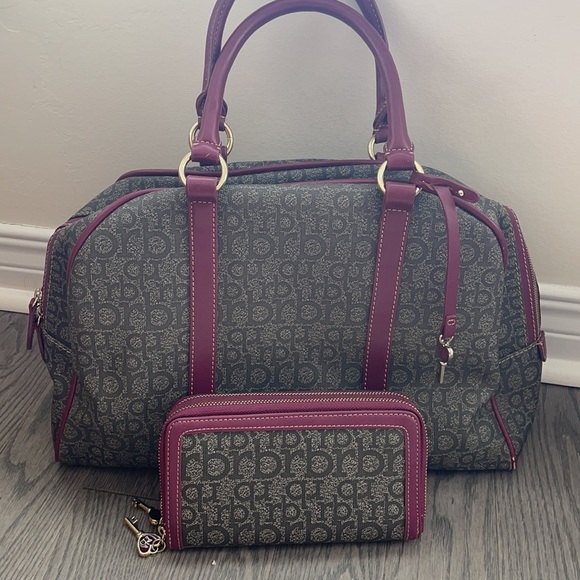 Rb hand/shoulder bag with matching wallet. - Picture 2 of 4